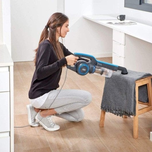 Aspirateur sans Sac Black & Decker BXVMS600E 600W Léger 0,8L Filtration EPA