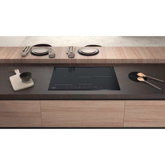 Hotpoint HS 3377C BF Plaque à induction 4 zones 70 cm Noir