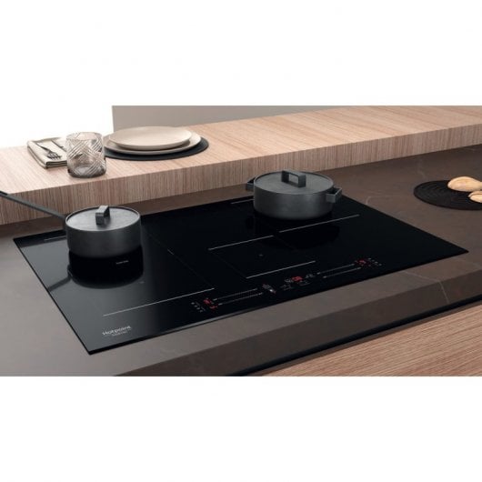 Hotpoint HS 3377C BF Plaque à induction 4 zones 70 cm Noir