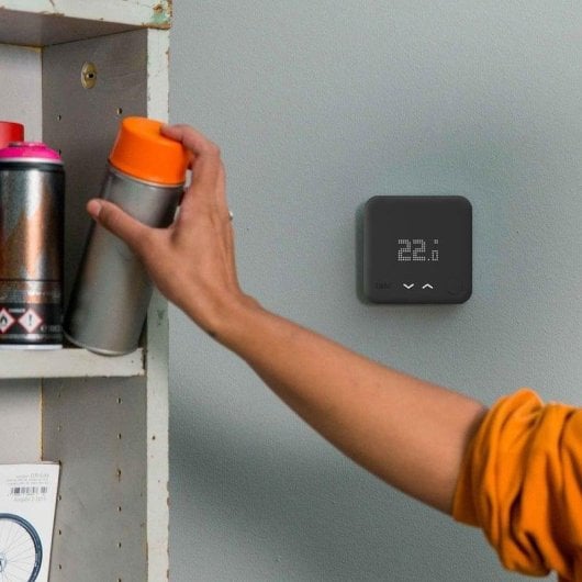 Intelligenter Thermostat Tado V3+ Starter Kit Drahtlos für Heizung Black Edition