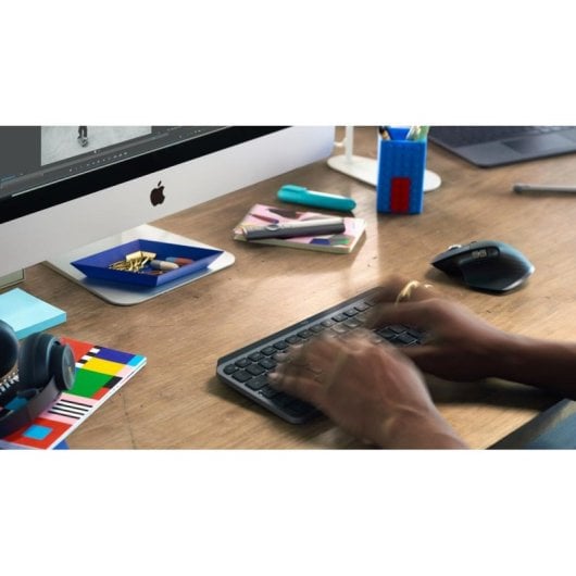 Teclado Logitech MX Keys Mini inalámbrico compacto con Bluetooth y retroiluminación LED