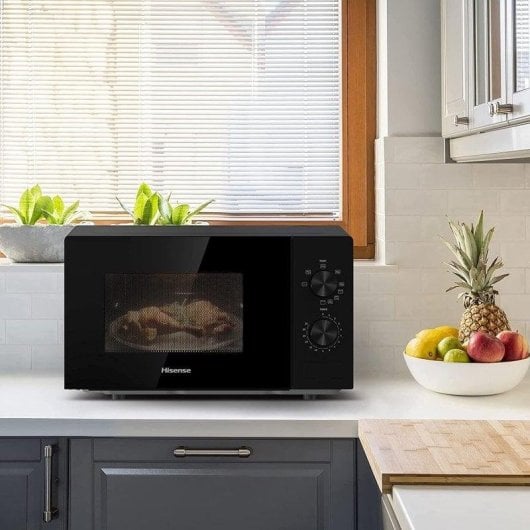 Microondas Hisense H20MOBP1G 20L 700W Grill Função Descongelar Preta