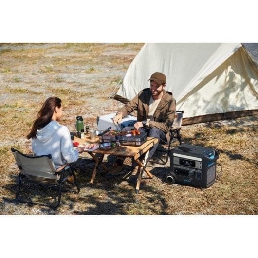 Estación de energía Anker 767 PowerHouse 2048Wh 3 AC 3 USB-C 2 USB-A LiFePO4 Pantalla LCD Recarga solar Ruedas