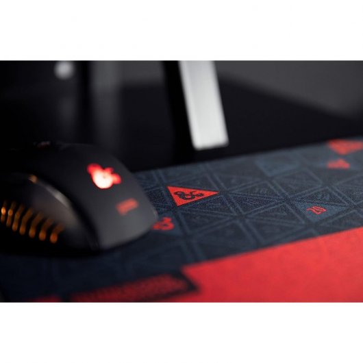Tapis de jeu Konix Donjons et Dragons 32x27cm