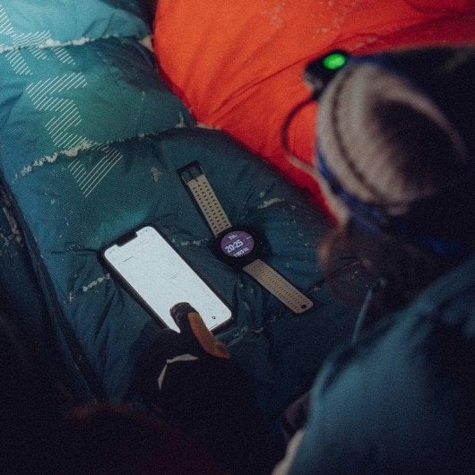 Suunto Vertical GPS Bluetooth 49mm Écran Matrix Noir/Sable S/M Résistante 100m Solar