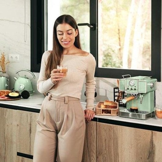 Kaffeemaschine Espresso Cecotec Power Espresso 20 Tradizionale Light Green 1,5L 20 bar mit Dampfdüse