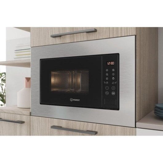 Microondas Indesit MWI 120 SX 20L 800W Integrable Pantalla LCD Función Auto Cook