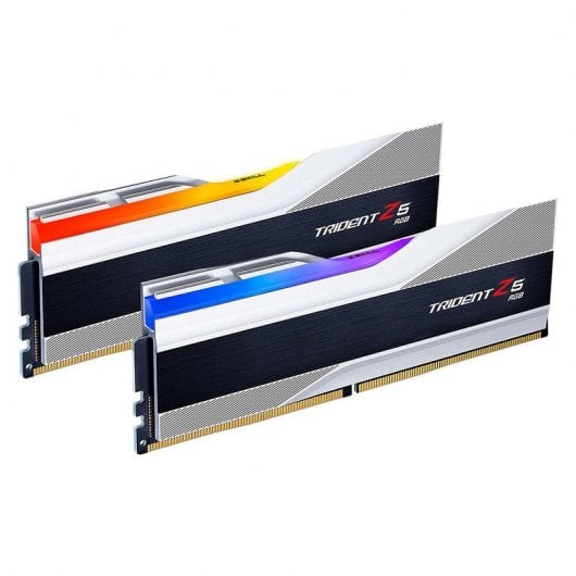 G.Skill Trident Z5 RGB Argent DDR5 8 000 MHz 32 Go 2 x 16 Go CL38