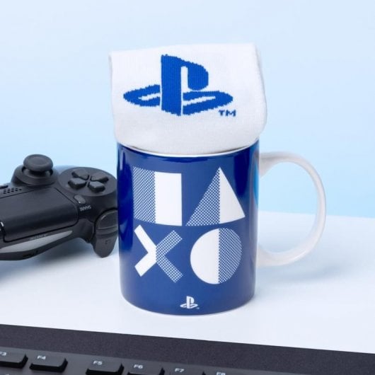 Paladone Set Tazza in Ceramica + Calzini in Cotone PlayStation
