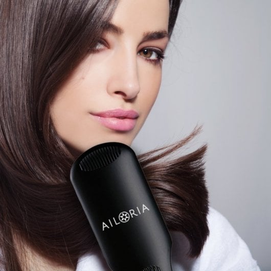 Spazzola per lisciare i capelli ionica Flawless Ailoria