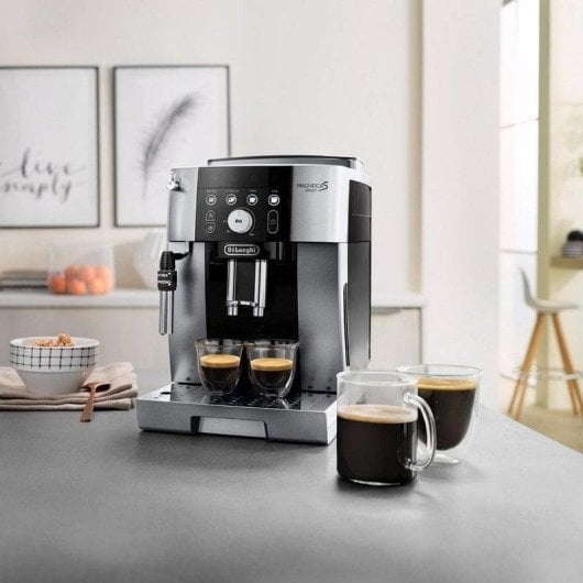 Máquina de café superautomática DeLonghi Magnifica S Smart 1,8 L 15 Bares com moinho e vaporizador