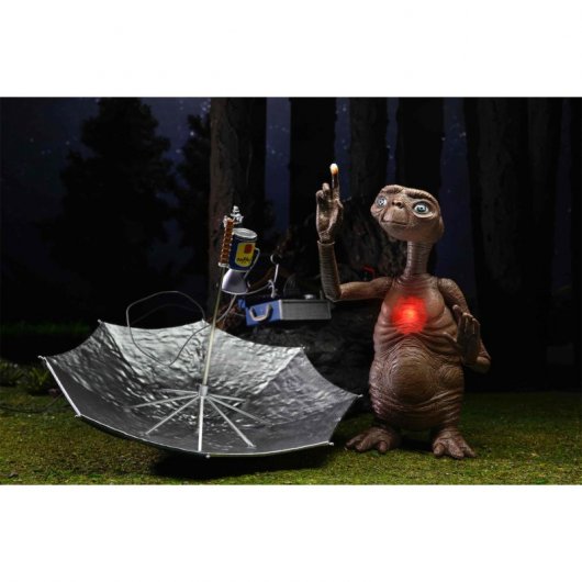 Figurine NECA Ultimate E.T. 18 Cm - 40ème Anniversaire - Articulée Avec Accessoires