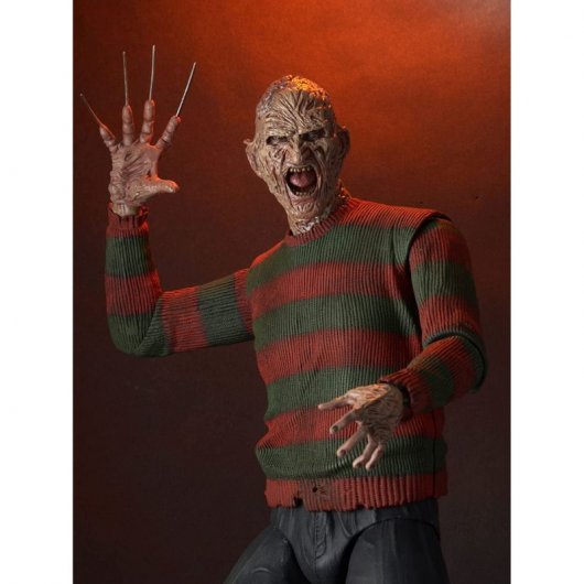 Neca Pesadilla en Elm Street La Venganza de Freddy Figura 45 cm