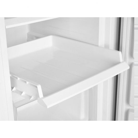 Svan SCV145500ENF Congelador Vertical No Frost 161L E Blanco