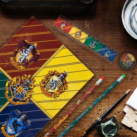 Set di cancelleria Cinereplicas Harry Potter Hogwarts Houses