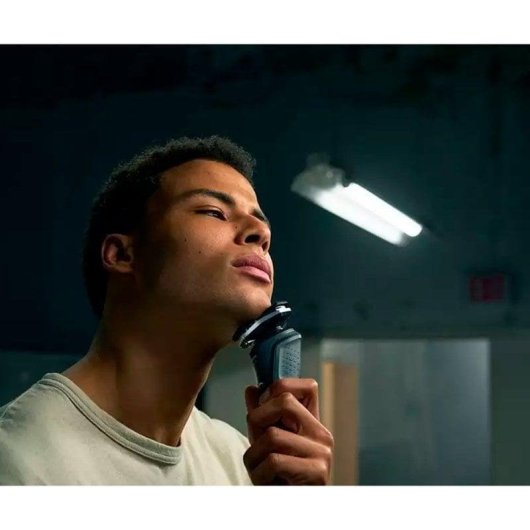 Barbeador Facial Philips Shaver Series 5000 S5898/35 Recarregável 60min Seco e a Húmido 3 Lâminas Carga Rápida