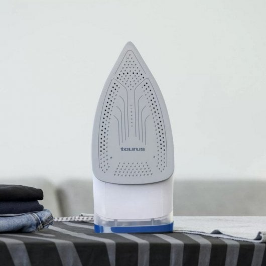 Taurus Fiji 3000 Ferro a vapor de cerâmica 3000 W