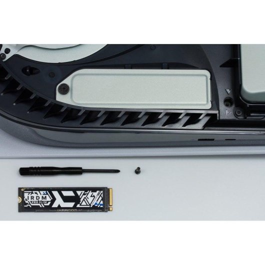 Disco Duro GoodRam IRDM Pro Slim 2TB SSD M.2 PCI Express 4.0 7000 MB/s Alta Fiabilidad