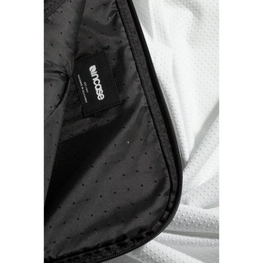 Incase Facet Sleeve Funda Tela Reciclada Azul Marino para McBook Pro/Air 13