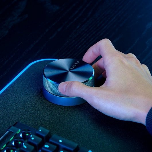 Haut-parleurs de jeu Razer Nommo V2 Pro gamme complète 2.1 avec caisson de basses sans fil Bluetooth/USB