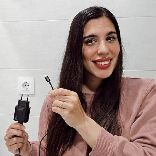 Cool Kit 2-in-1-Universal-Netzwerk-Ladegerät, Schnellladung + USB-C 3-Ampere-Ladekabel, Schwarz