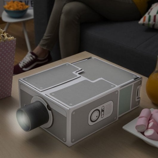 InnovaGoods Lumitor Proyector Vintage para Smartphone