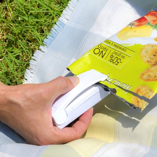InnovaGoods Magseal Selador de Sacos com Íman para Frigorifico