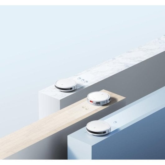 Aspirador Robô com Mopa Xiaomi Robot Vacuum E10 Navegação Giroscópio 4.000 Pa Controle App