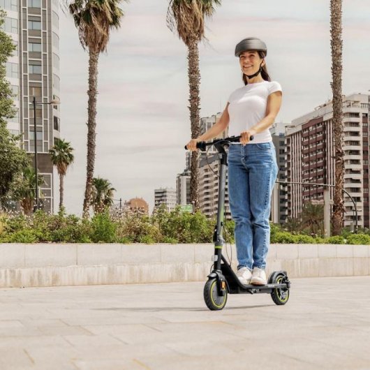 Cecotec Bongo D30 Patinete Eléctrico 8.5" 350W