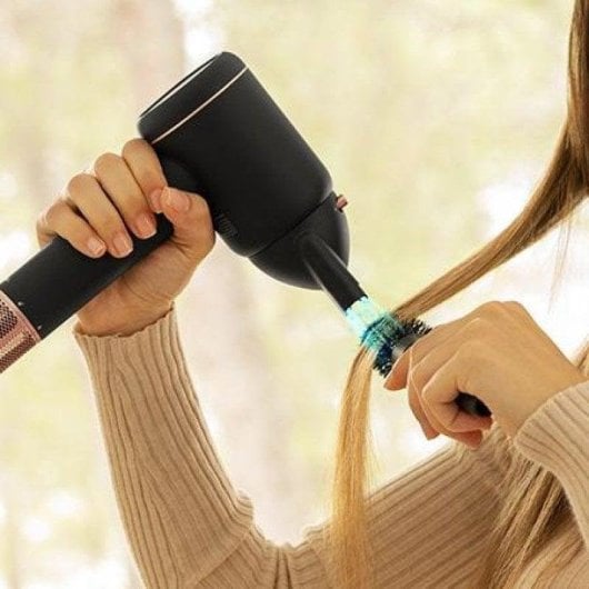 Secador de Cabelo Iónico Profissional Cecotec Bamba IoniCare RockStar Ion Touch 1600W 6 Temperaturas 6 Velocidades Tela Tátil Preto