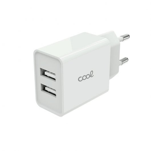 Fantastico ingresso caricatore di rete universale 2 x USB 2,4 A Bianco