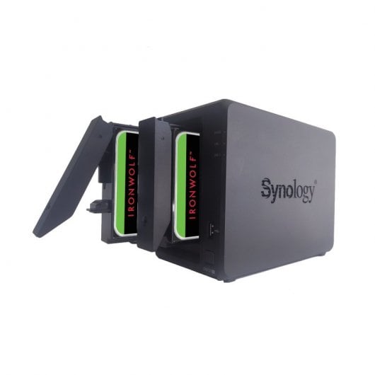 Synology DiskStation DS723+ NAS originale 6GB DDR4 RAM + 2 dischi rigidi Seagate IronWolf da 8TB