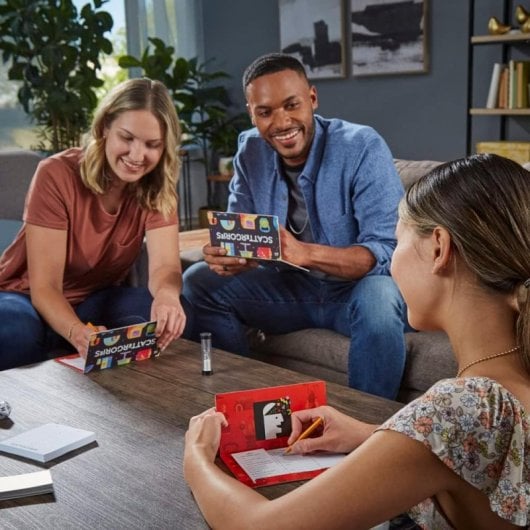 Hasbro Gaming Scattergories Versión Español Juego de Mesa