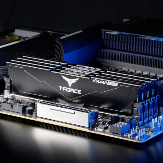 Team Group T-FORCE VULCAN FLBD532G6000HC38ADC01 memoria 32 GB 2 x 16 GB DDR5 6000 MHz