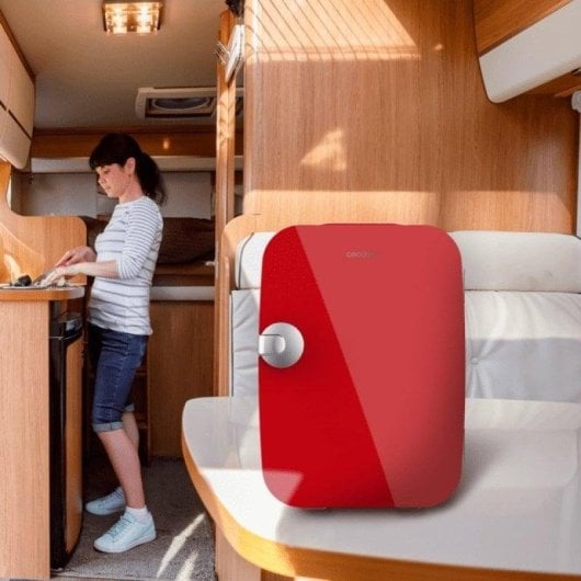 Frigorifero Portatile Cecotec Bolero MiniCooling 4L Río 12V/220V Rosso Funzione Caldo/Freddo