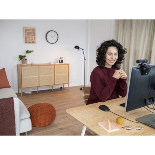 Trust TW-250 Webcam QHD con Enfoque Automático Negra
