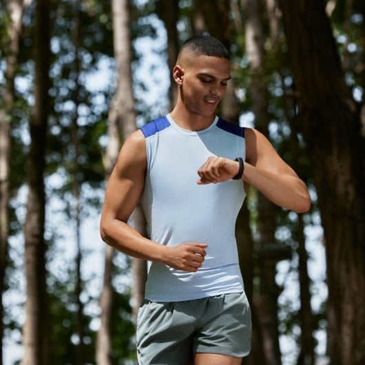 Xiaomi Smart Band 8 AMOLED Tracker d’activité au poignet/à clipser 4,11 cm (1.62") Champagne, Or