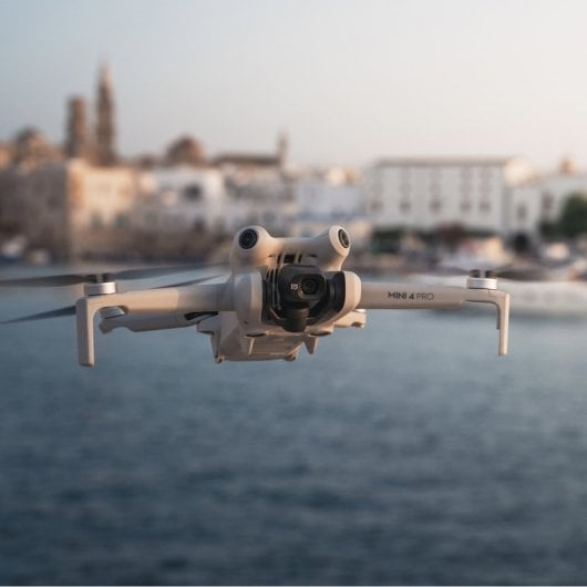DJI Mini 4 Pro Pack Vuela Más Dron UltraHD 4K con Control Remoto DJI RC 2