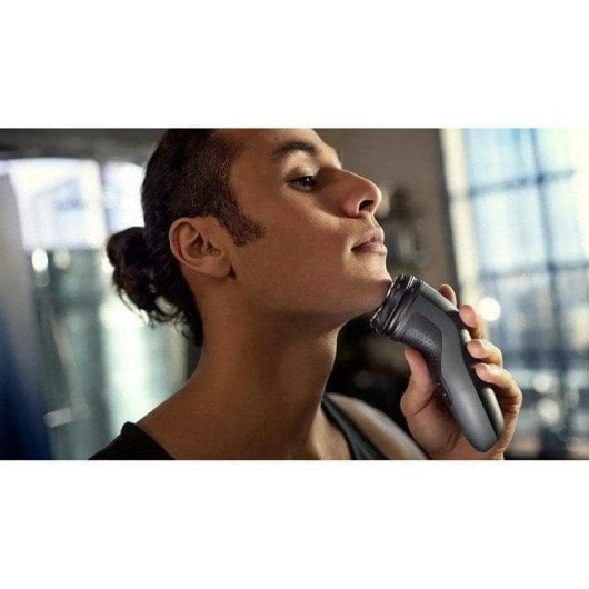 Elektrorasierer Philips Shaver 1000 Series S1142/00 Kabellos 40min Nass- und Trockenrasur 3 Scherköpfe Flexible Scherköpfe