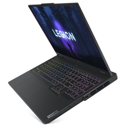 Lenovo Legion Pro 5 16IRX8 Intel Core i9-13900HX/32 GB/1 TB SSD/RTX 4070/16"