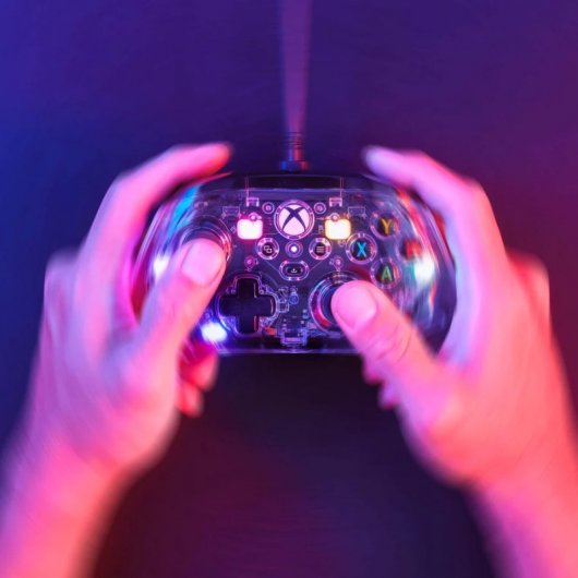 Manette de jeu HyperX Clutch Gladiate RGB pour Xbox Series/PC