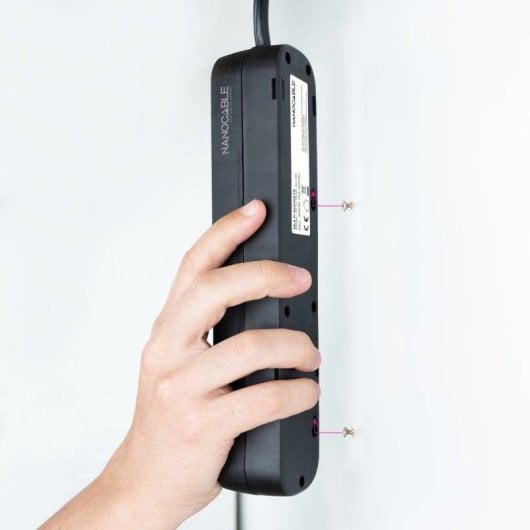 Régua de tomadas Nanocable 10.37.0006-NS-BK 6 tomadas proteção infantil 1,4 m preta