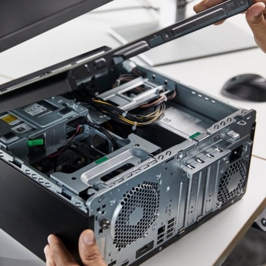 HP Elite 800 G9 Intel Core i7-13700/32GB/512GB SSD