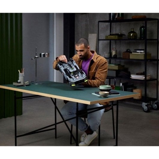 LEGO Technic Peugeot 9X8 24H Le Mans Hybrid Hypercar 42156 1775 Teile