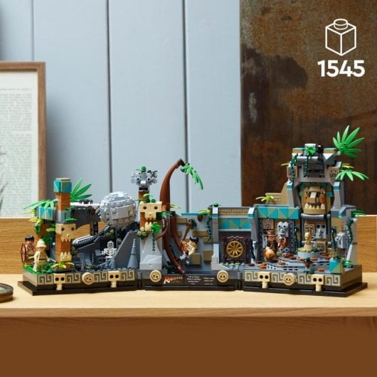 Kit de construcción LEGO® Indiana Jones™ 77015 Templo del Ídolo Dorado (1545 piezas)