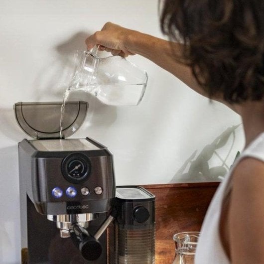Cafetera Semi-automatique Cecotec Power Espresso 20 Steel Pro Latte 1,3L 20 bars avec réservoir lait