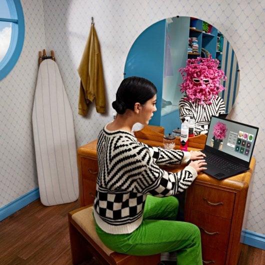 HP OMEN 16-xf0004ns AMD Ryzen 7 7840HS/32GB/1TB SSD/RTX 4070/16.1"