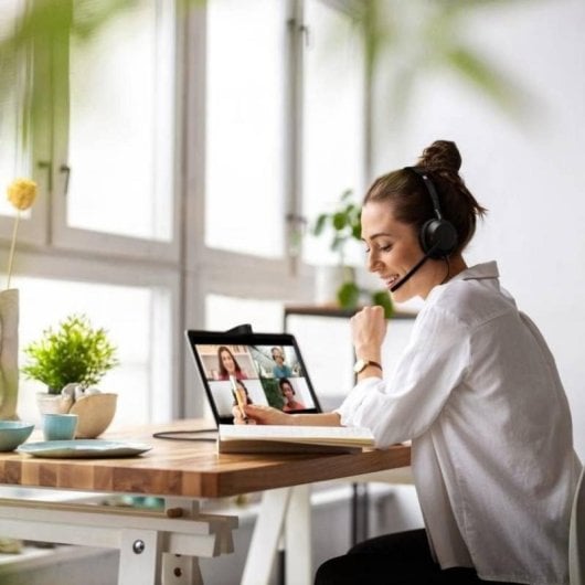 Auriculares Jabra Evolve2 50 con cable USB con Cancelación de Ruido, micrófono y control de volumen para oficina o call 