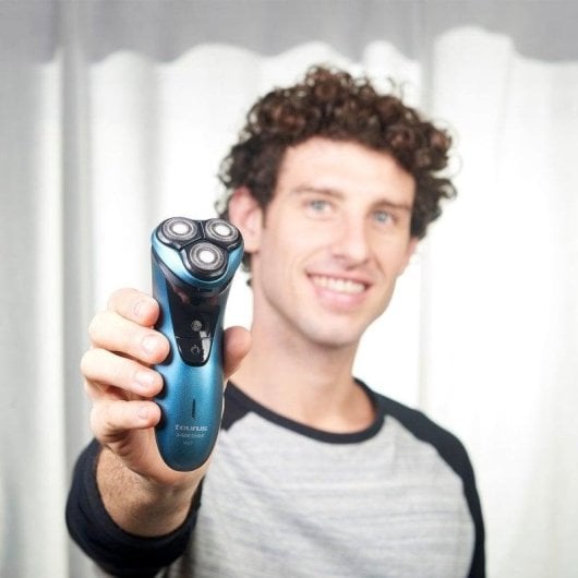 Barbeador Facial Taurus 3 Side Shave Recarregável 45min Seco e Molhado 3 Lâminas