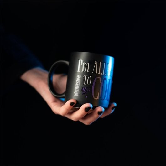 Erik Editores Taza Wednesday I'm Allergic To Color 350ml